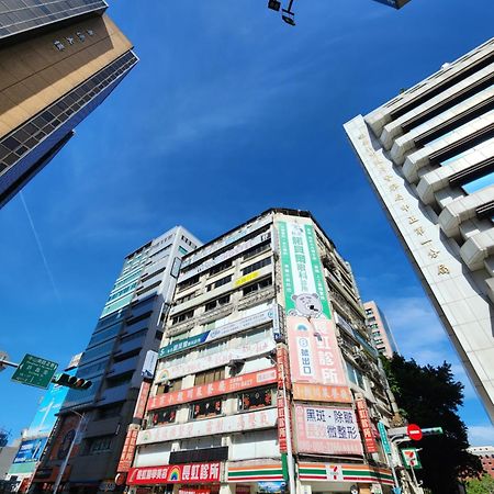 인 큐브 - 타이베이 메인 스테이션 외부 사진
